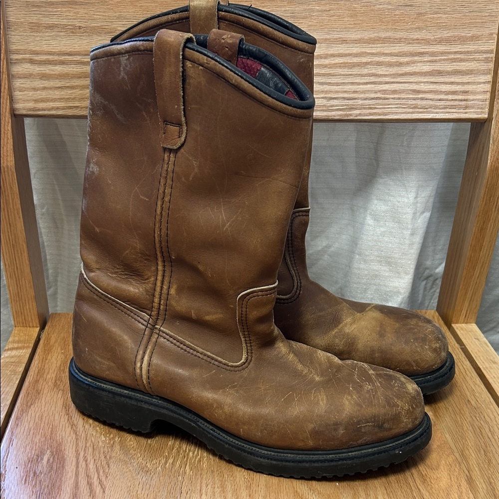 Red Wing Shoes Classic Brown Oil Resistant Leather Boots